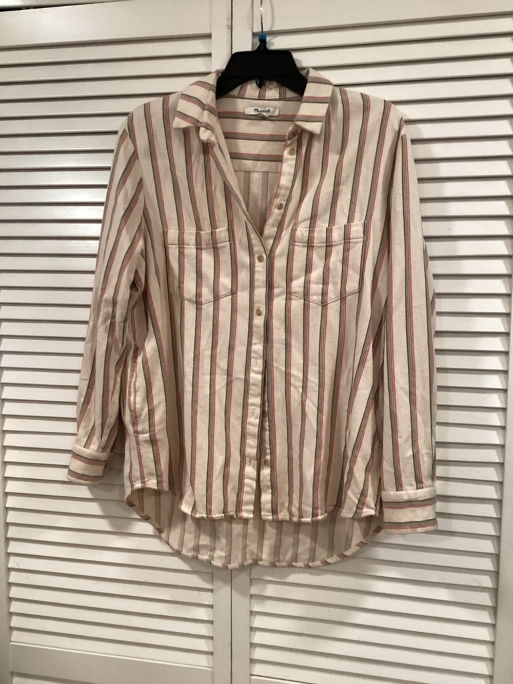 Madewell “Sunday Flannel “ oversized button up cozy Shirt has pockets - Picture 2 of 9